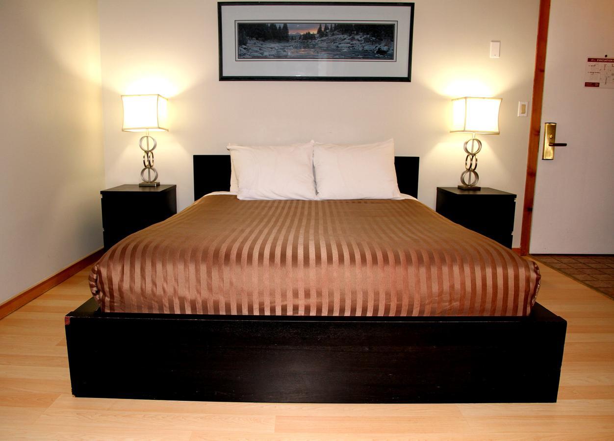Hotel Squamish Exteriör bild